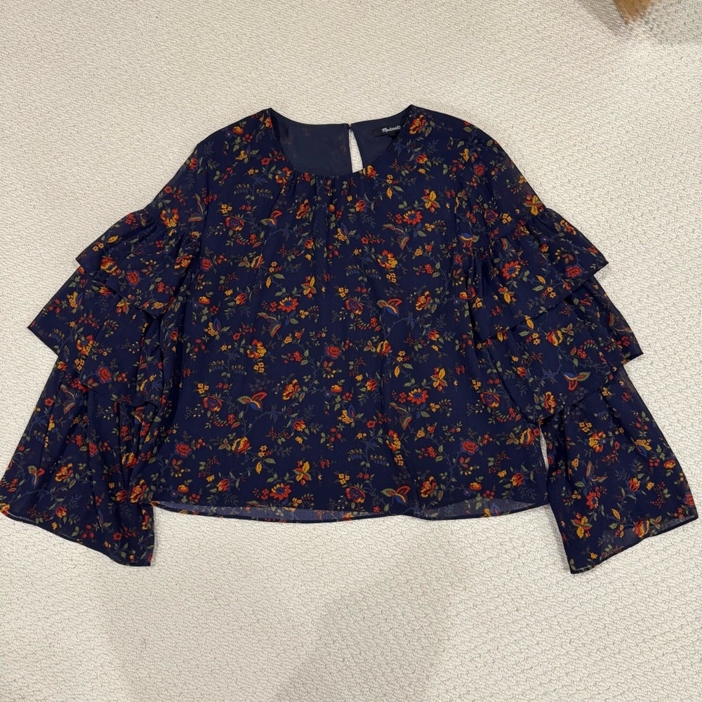 Madewell navy patterned top with tiered sleeves